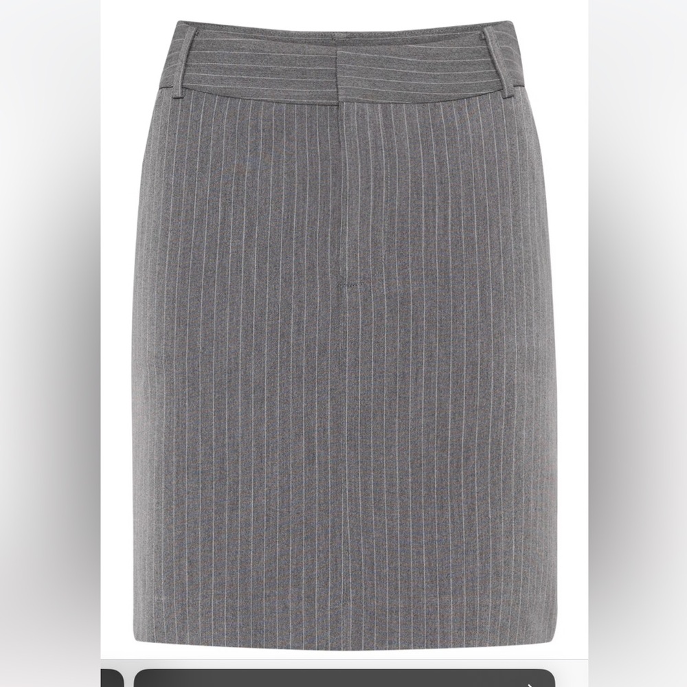 Chic Gray Pinstripe Pencil Skirt new with tags